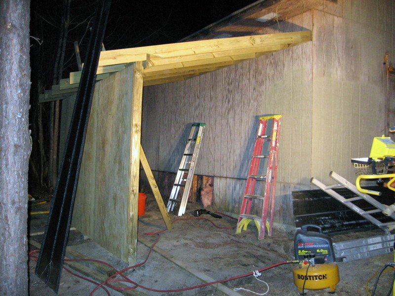 leanto_021207_a.jpg