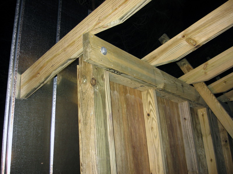 leanto_021207_c.jpg